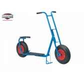 kart a pedales grande trottinette bleu berg toys 252040