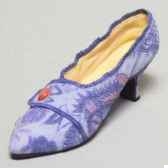 figurine chaussure miniature collection just the right shoe 1760 lavish tapestry rs25087