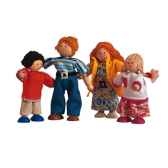 famille de poupees en bois plan toys 7142